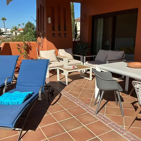 Residencia Martina شقة إِستيبونا